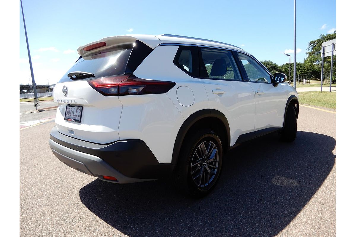 2024 Nissan X-TRAIL ST T33