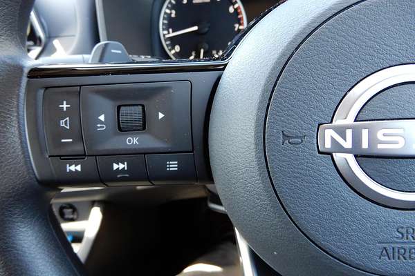2024 Nissan X-TRAIL ST T33
