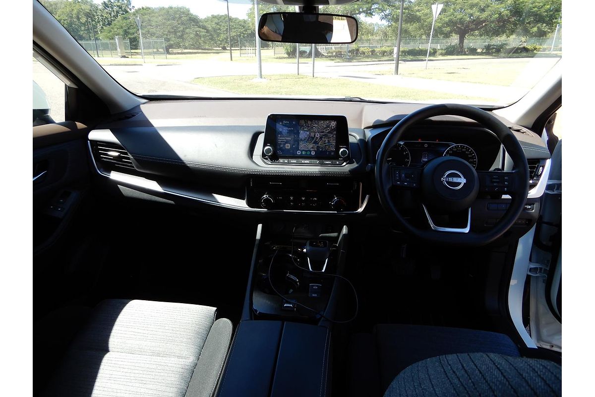 2024 Nissan X-TRAIL ST T33