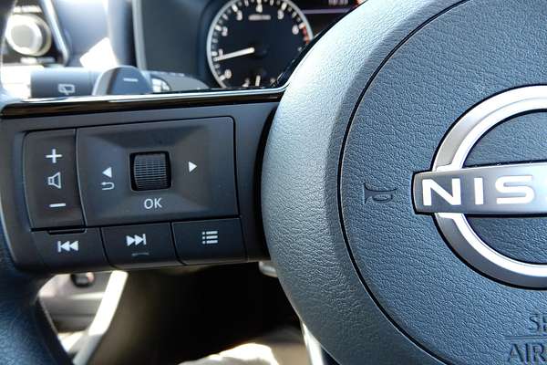 2024 Nissan X-TRAIL ST T33
