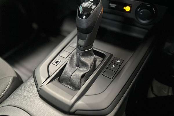 2025 Isuzu D-MAX SX 4X4
