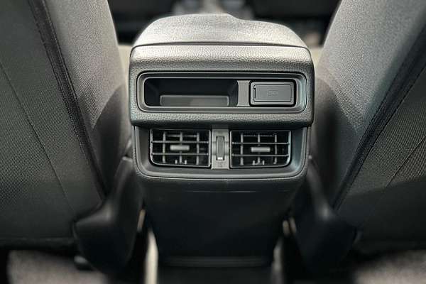 2025 Isuzu D-MAX SX 4X4
