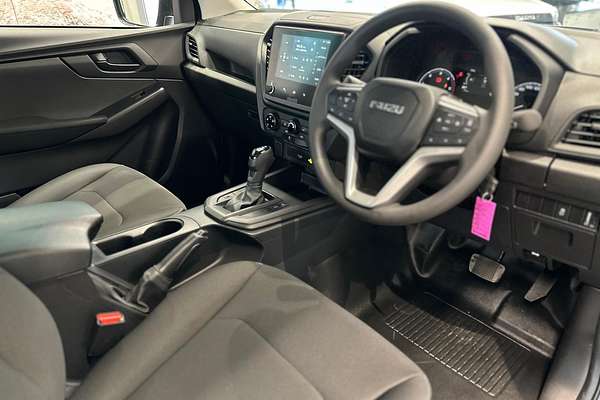 2025 Isuzu D-MAX SX 4X4