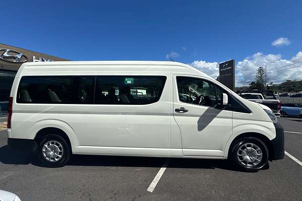 2020 Toyota Hiace Commuter GDH322R