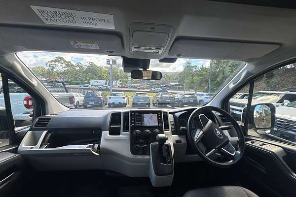 2020 Toyota Hiace Commuter GDH322R