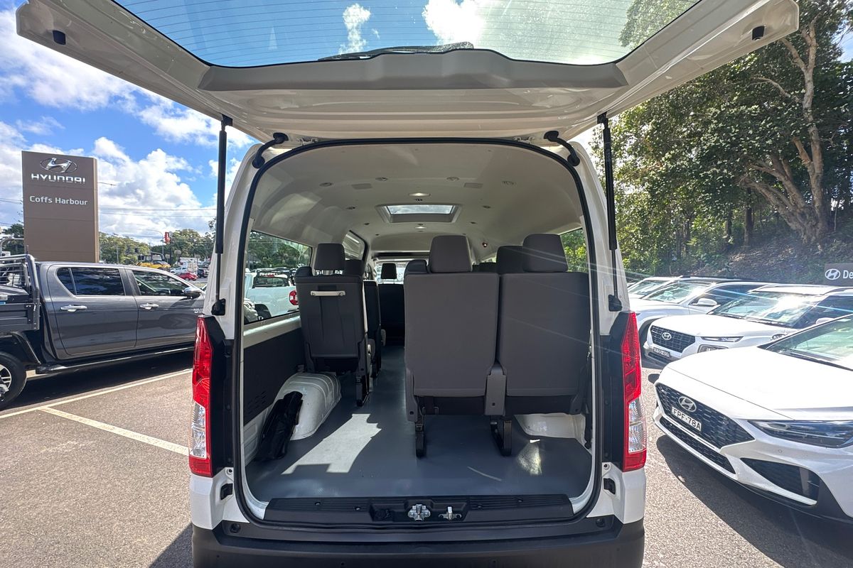 2020 Toyota Hiace Commuter GDH322R