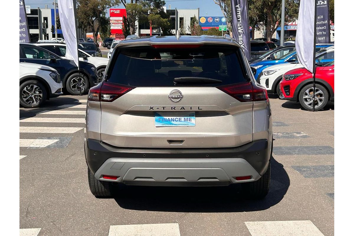 2024 Nissan X-TRAIL ST-L T33