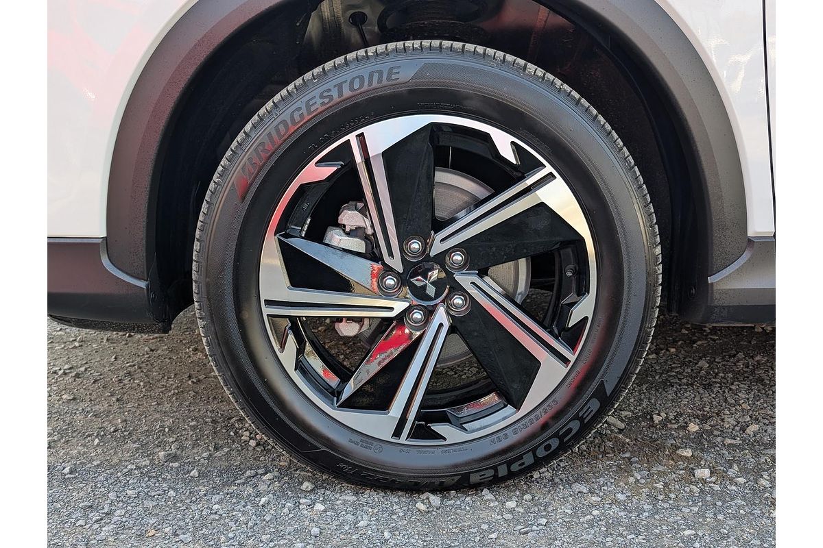2024 Mitsubishi Eclipse Cross PHEV ES YB