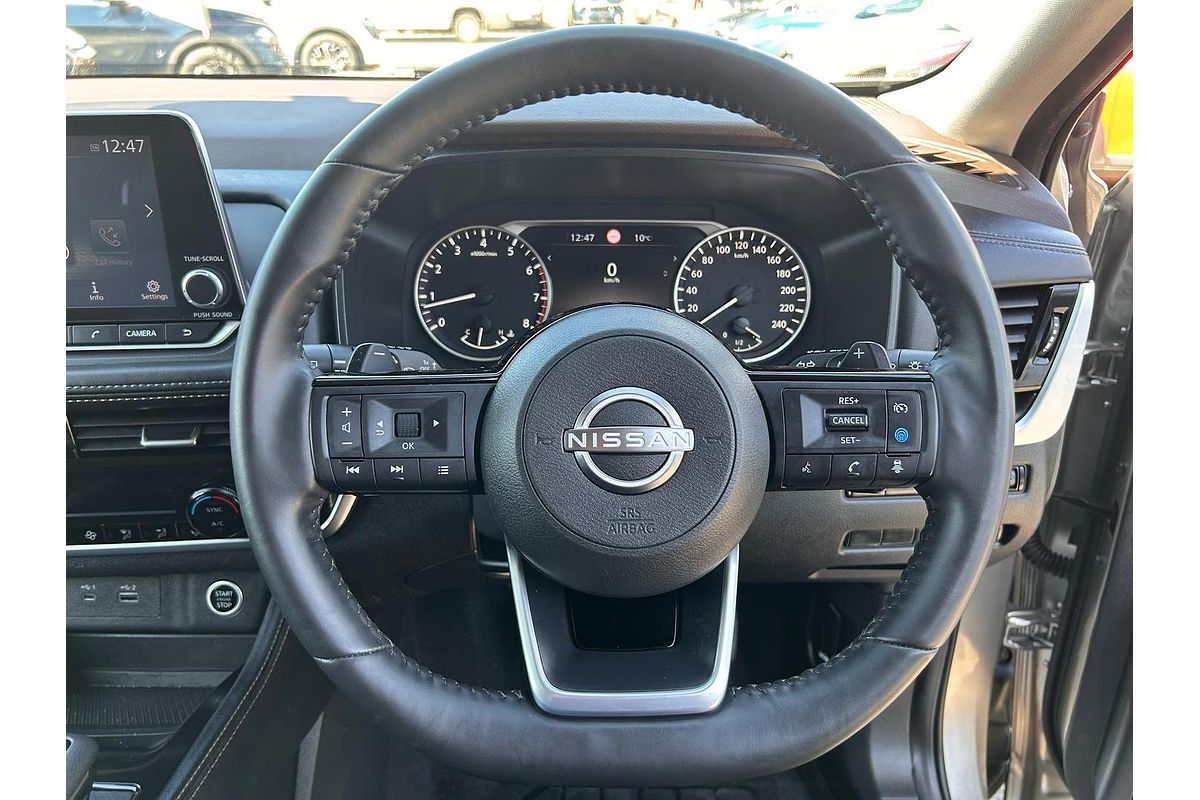 2024 Nissan X-TRAIL ST-L T33