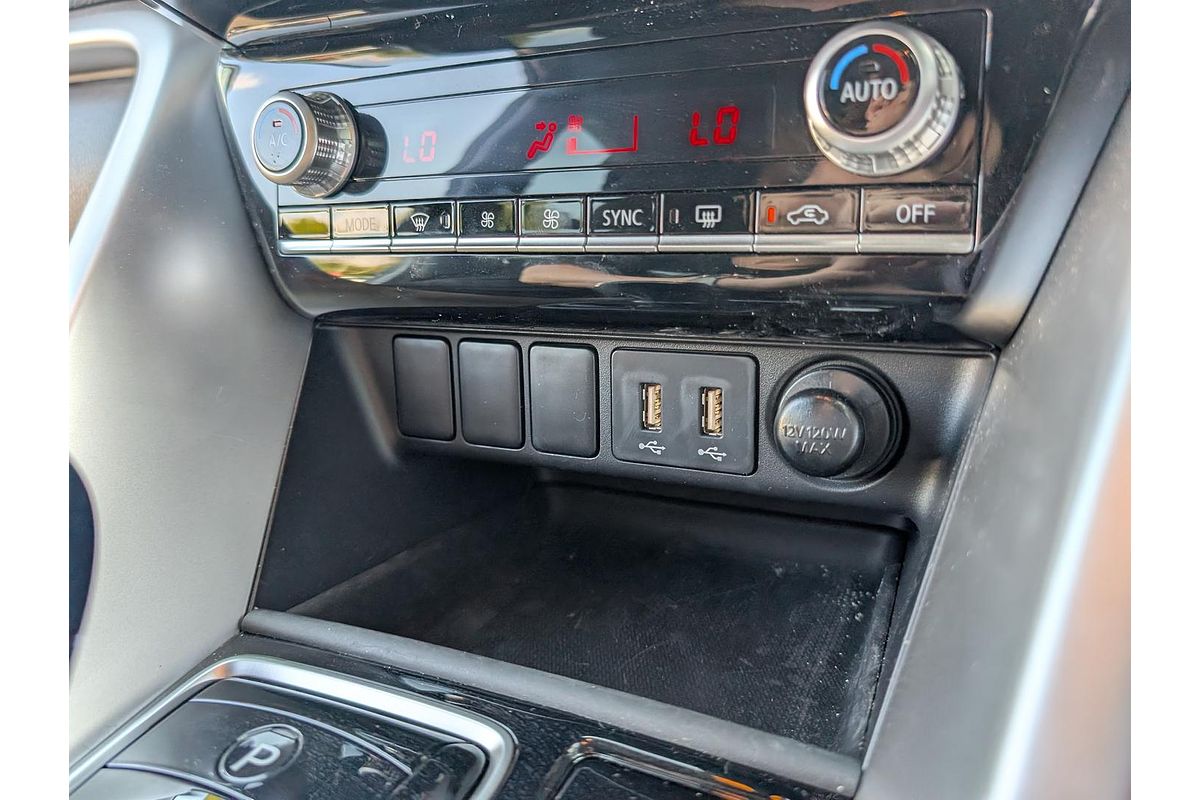 2024 Mitsubishi Eclipse Cross PHEV ES YB