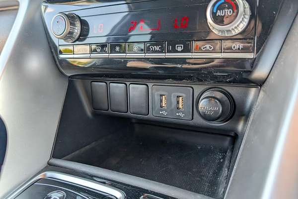 2024 Mitsubishi Eclipse Cross PHEV ES YB