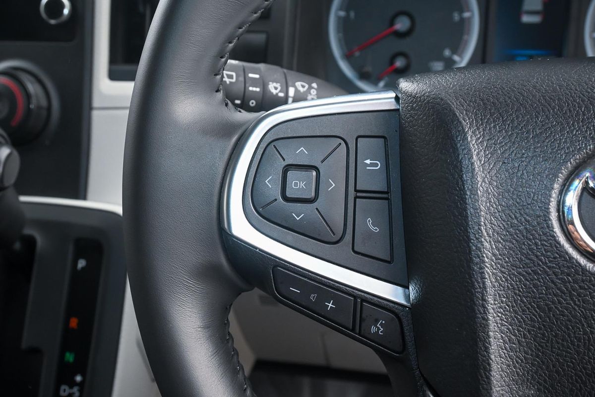 2024 Toyota Hiace GDH300R LWB