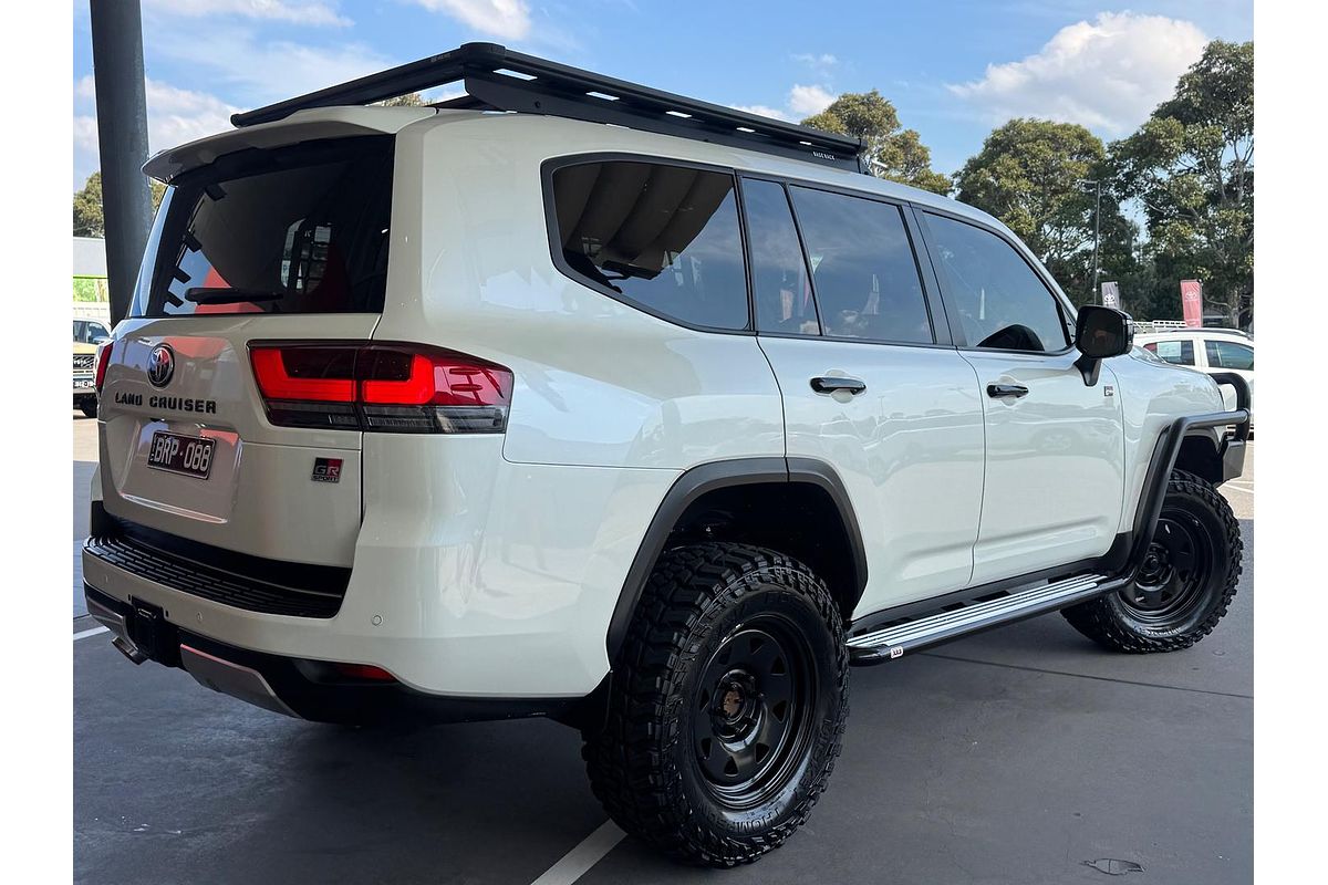 2021 Toyota Landcruiser GR Sport FJA300R