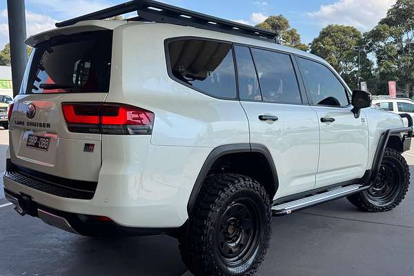 2021 Toyota Landcruiser GR Sport FJA300R