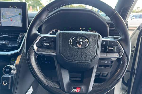 2021 Toyota Landcruiser GR Sport FJA300R