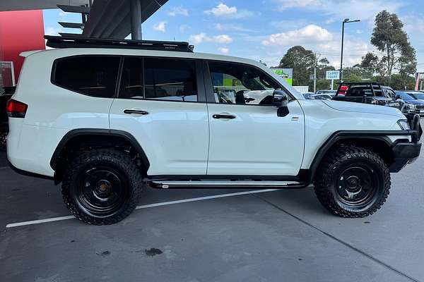 2021 Toyota Landcruiser GR Sport FJA300R
