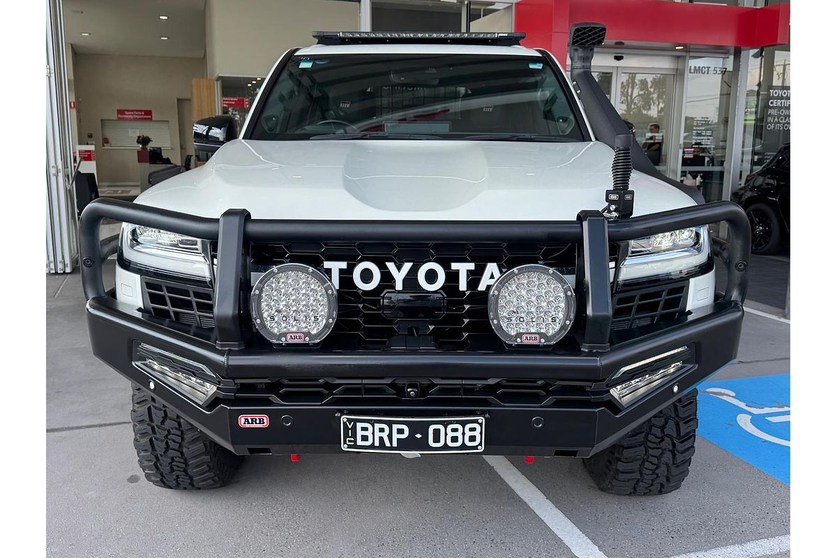 2021 Toyota Landcruiser GR Sport FJA300R