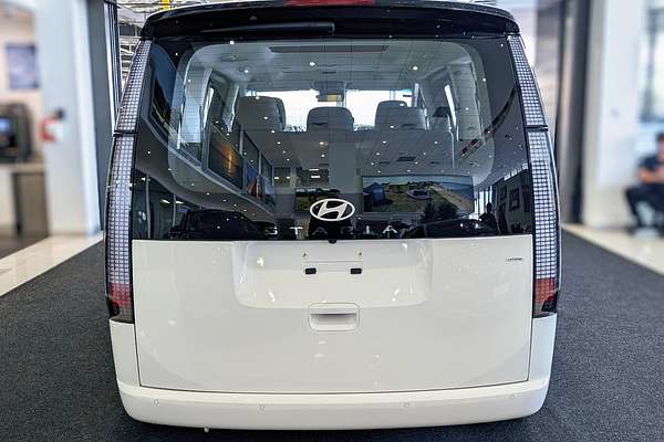 2024 Hyundai STARIA Highlander US4.V3