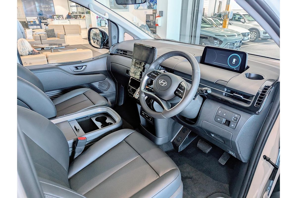 2024 Hyundai STARIA Highlander US4.V3