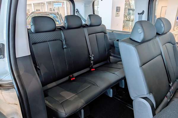 2024 Hyundai STARIA Highlander US4.V3