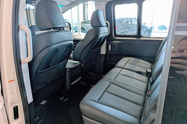 2024 Hyundai STARIA Highlander US4.V3
