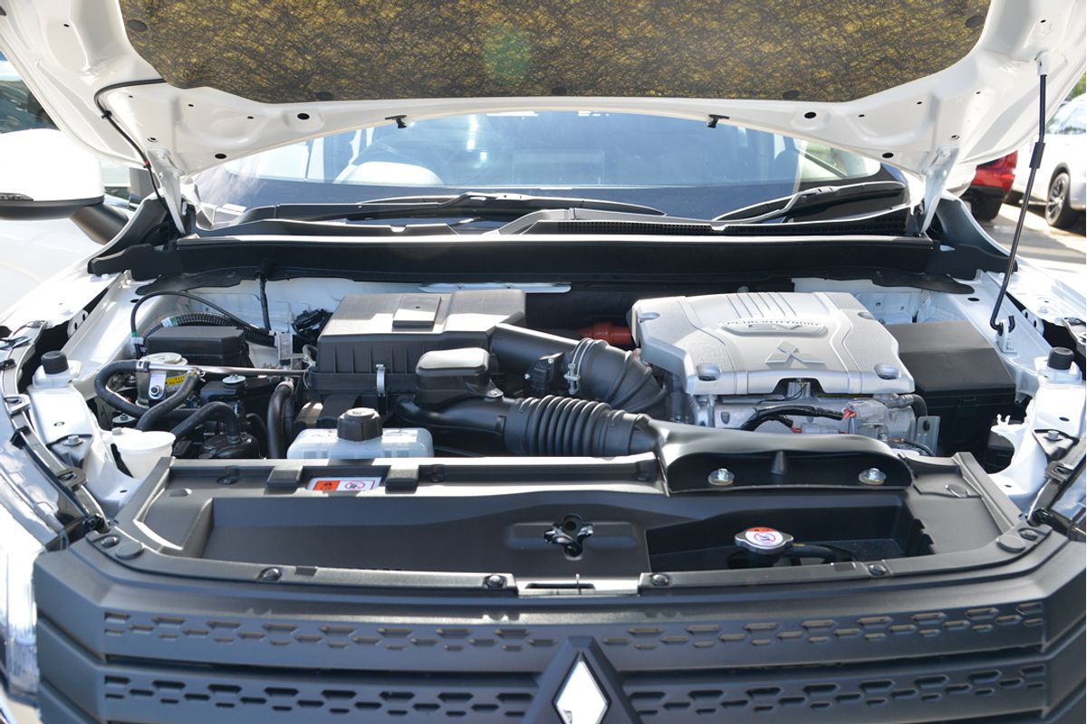 2024 Mitsubishi Eclipse Cross PHEV ES YB