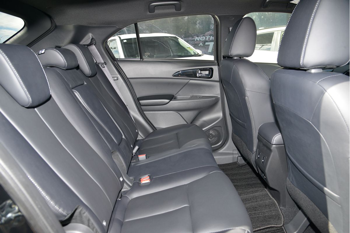 2024 Mitsubishi Eclipse Cross Exceed YB