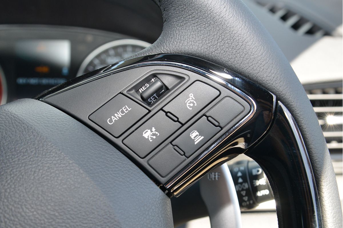 2024 Mitsubishi Eclipse Cross Exceed YB