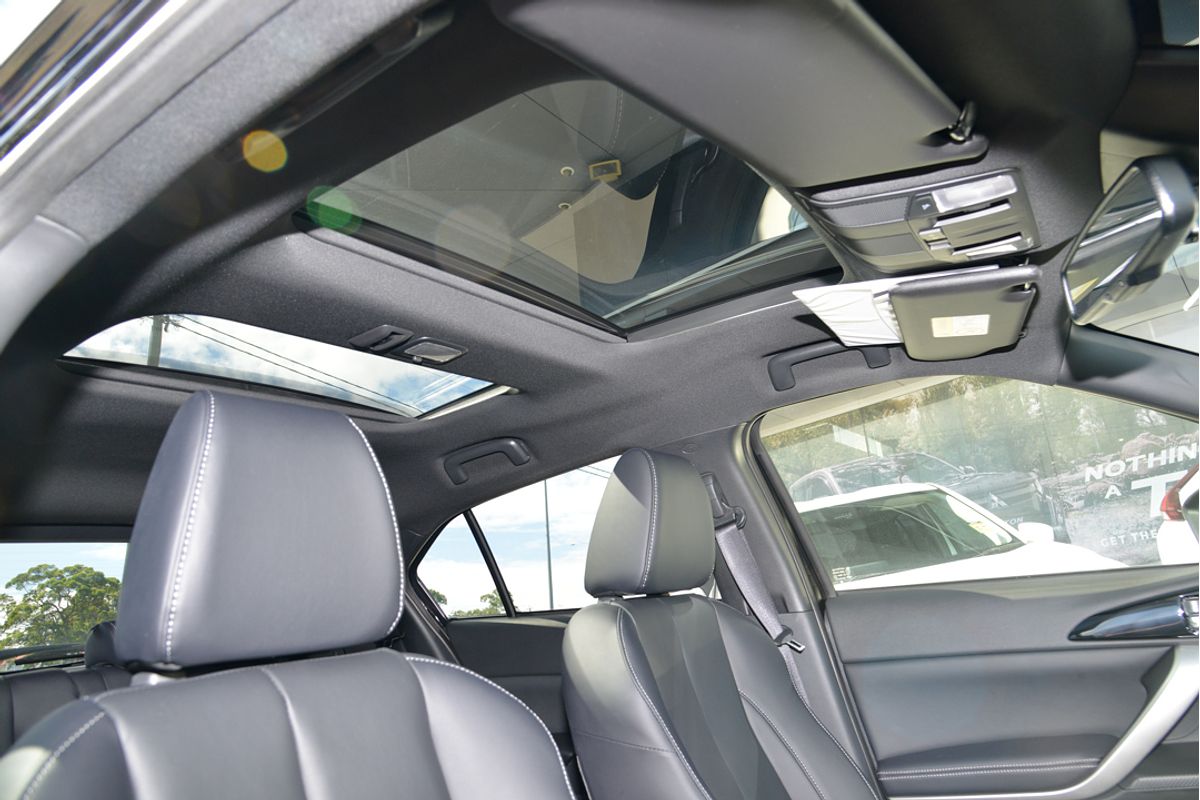 2024 Mitsubishi Eclipse Cross Exceed YB