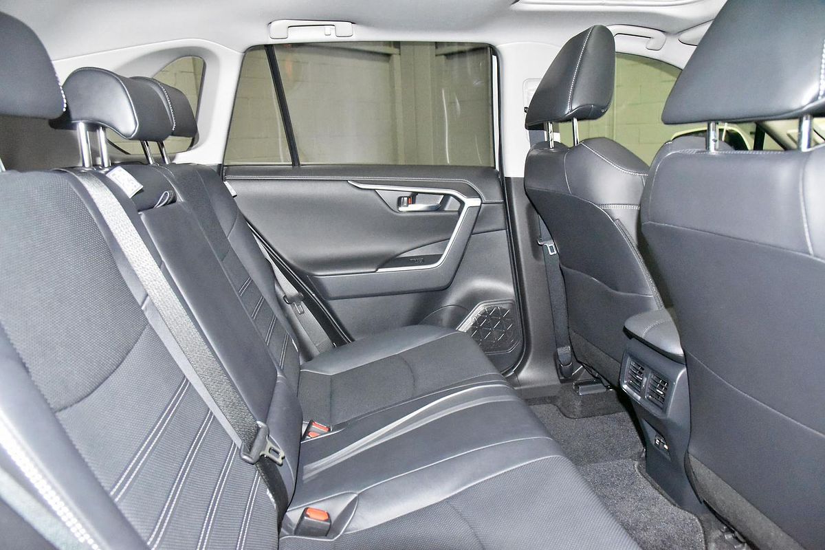 2022 Toyota RAV4 Cruiser AXAH52R