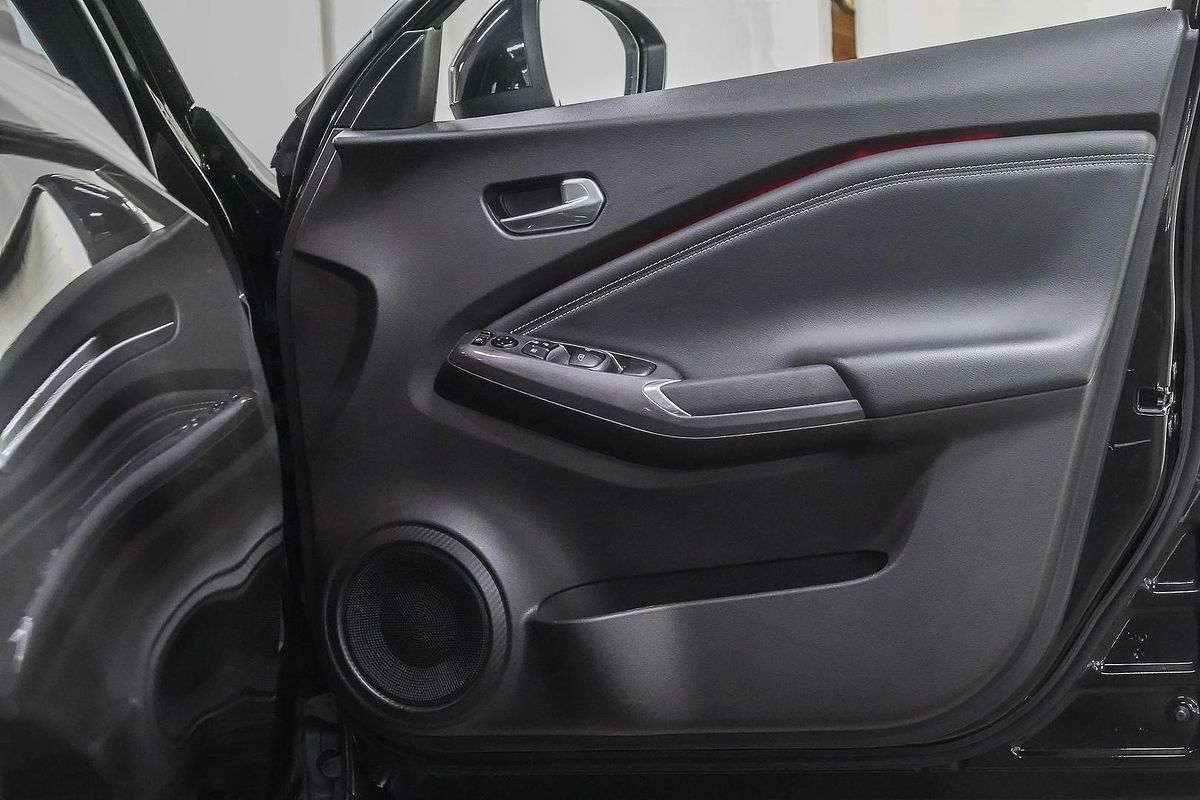 2023 Nissan JUKE ST-L F16