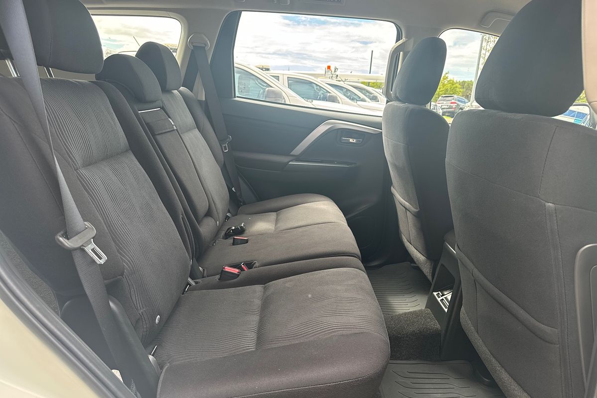 2020 Mitsubishi Pajero Sport GLX QF