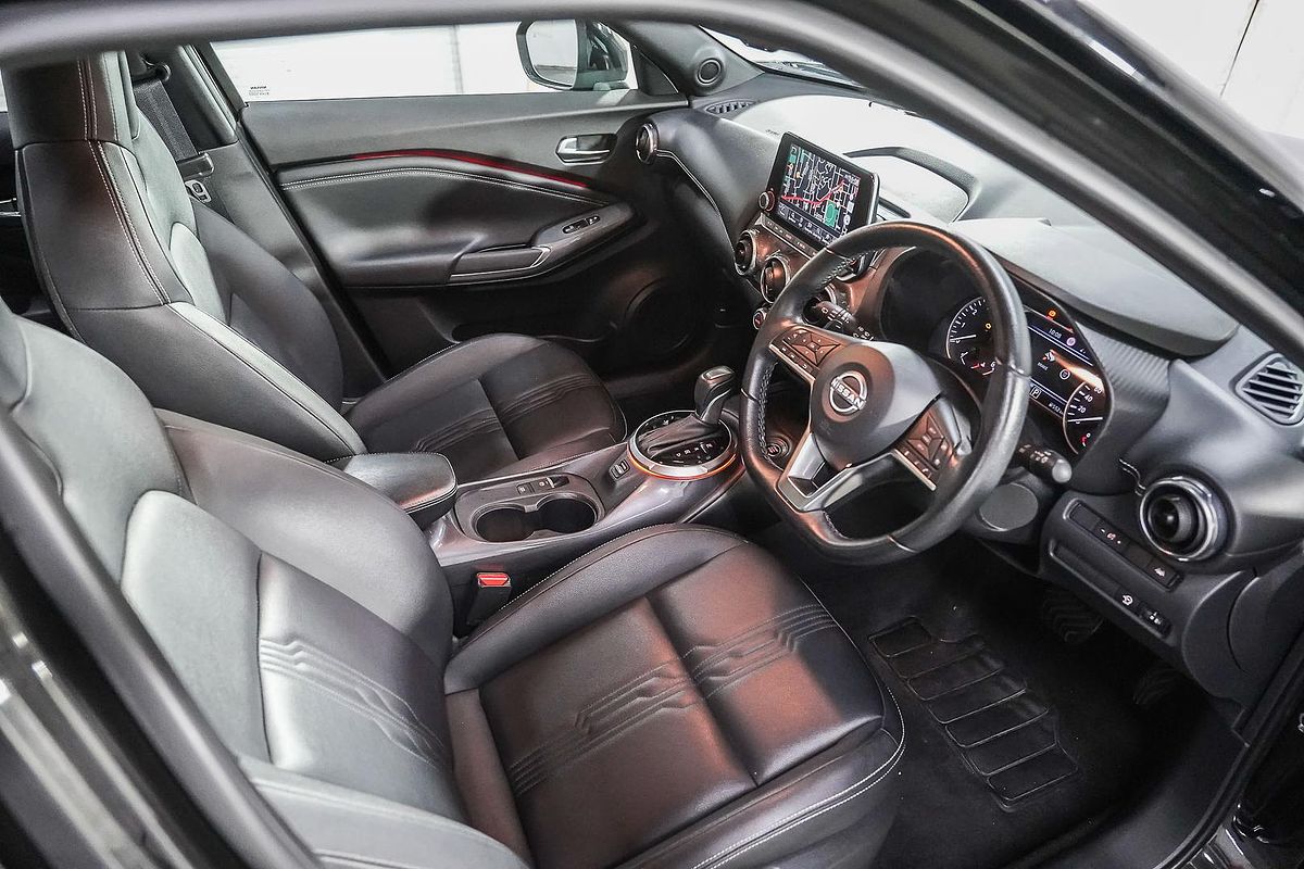 2023 Nissan JUKE ST-L F16