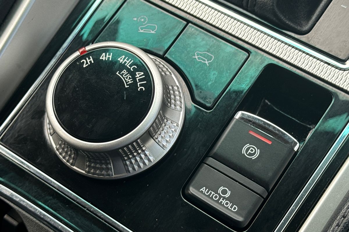 2020 Mitsubishi Pajero Sport GLX QF