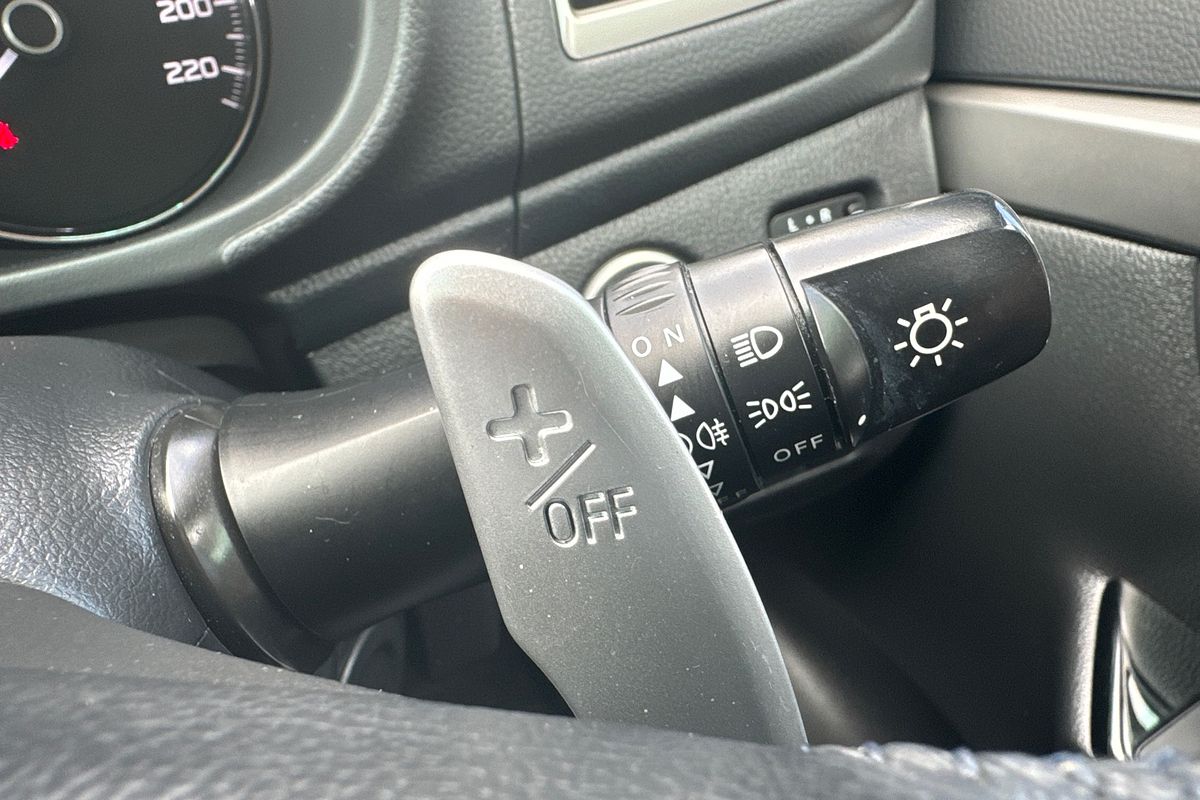2020 Mitsubishi Pajero Sport GLX QF
