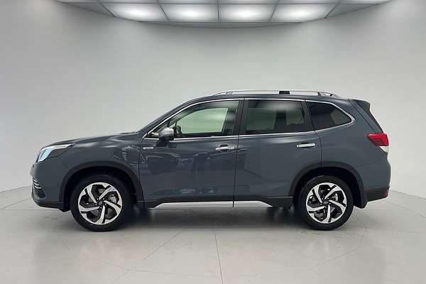 2024 Subaru Forester Hybrid S S5