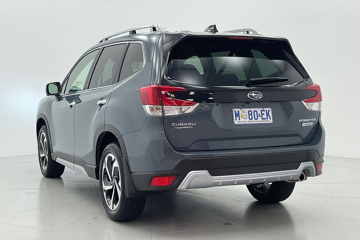 2024 Subaru Forester Hybrid S S5