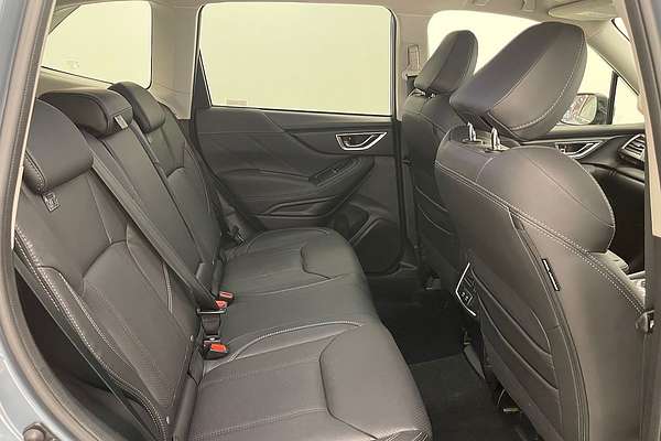 2024 Subaru Forester Hybrid S S5
