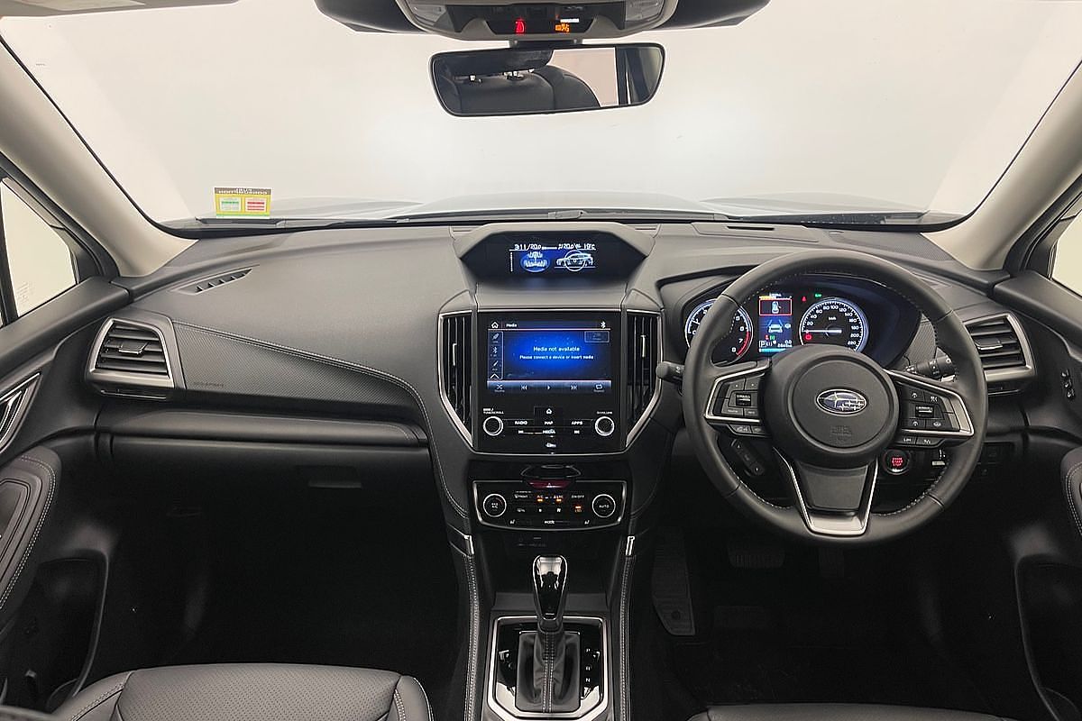 2024 Subaru Forester Hybrid S S5