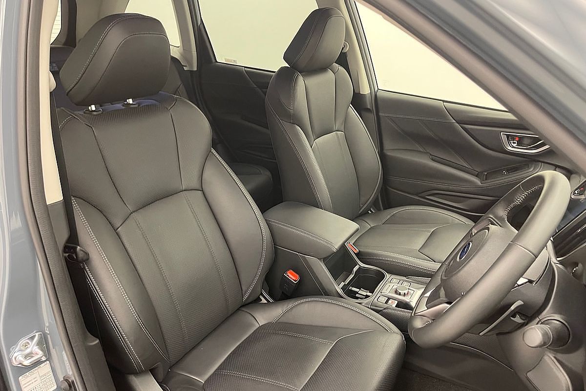 2024 Subaru Forester Hybrid S S5