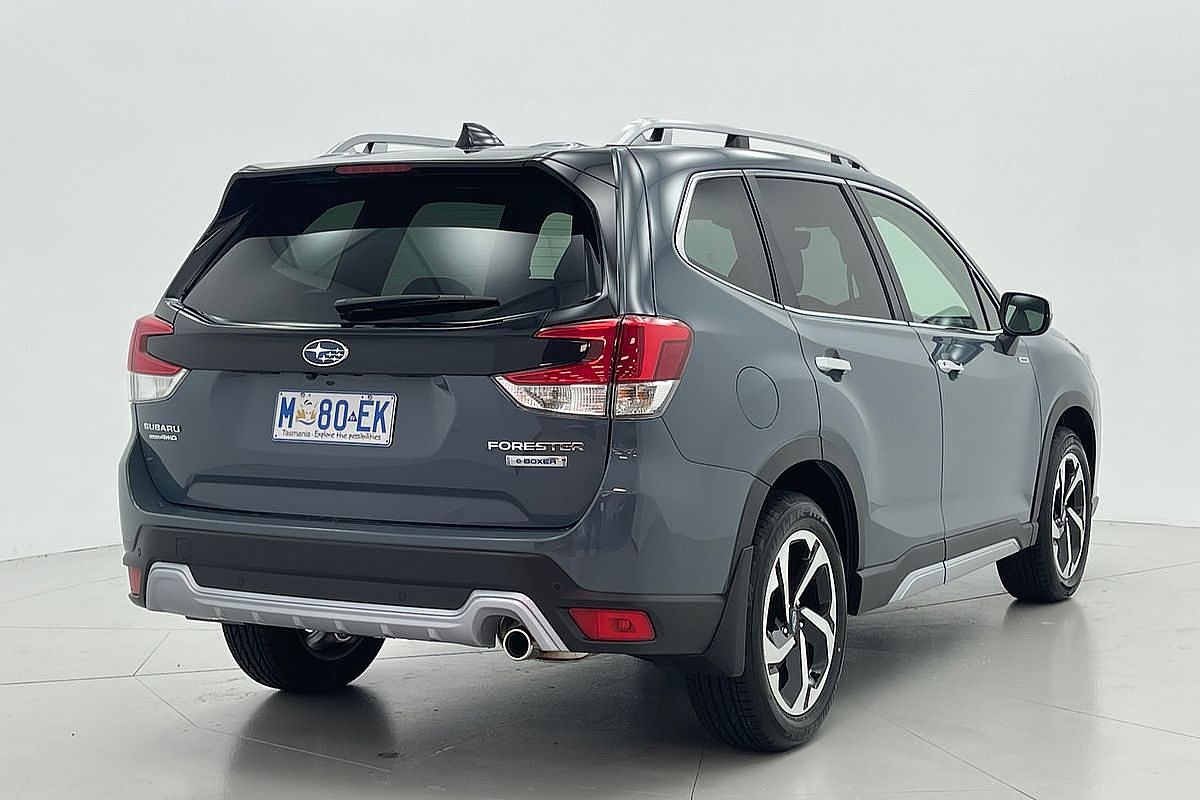 2024 Subaru Forester Hybrid S S5