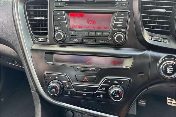 2011 Kia Optima Platinum TF