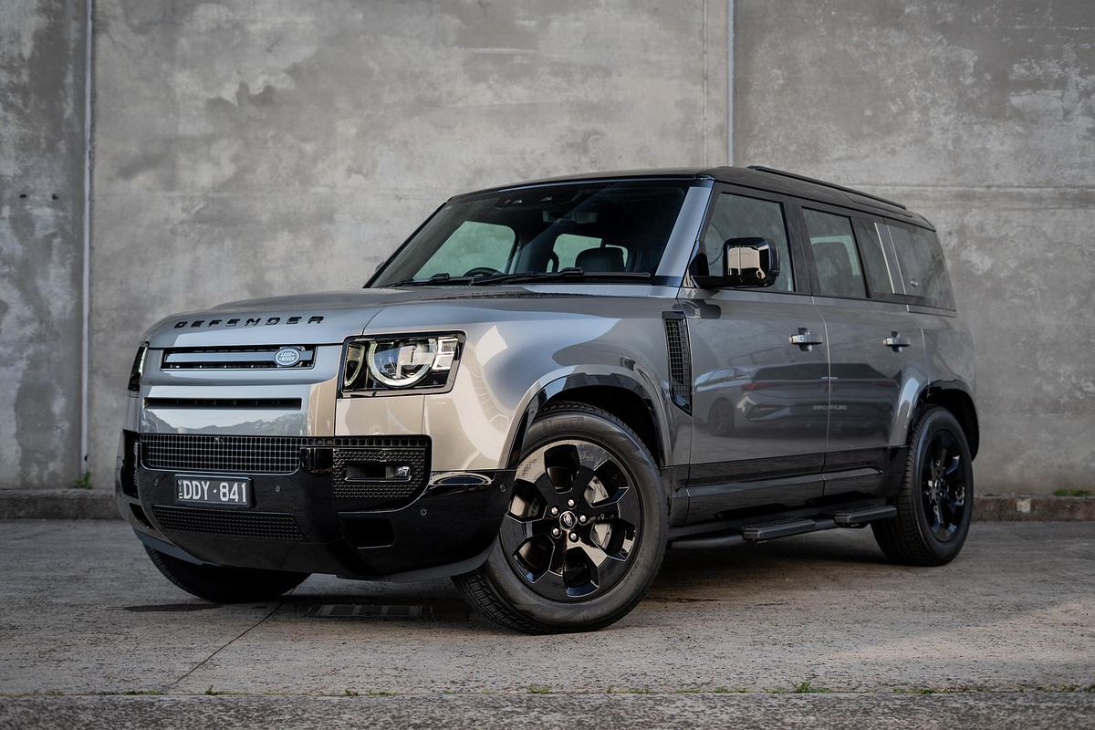 2024 Land Rover Defender 110 P400 X-Dynamic SE L663