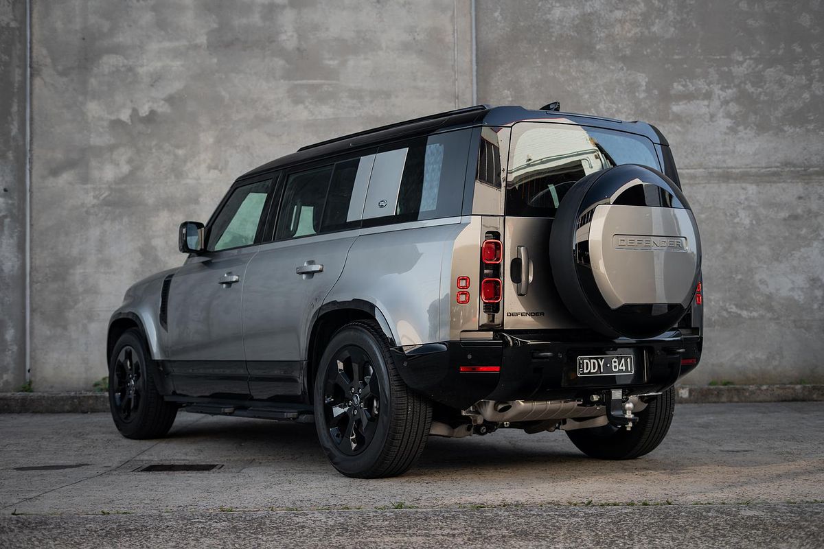 2024 Land Rover Defender 110 P400 X-Dynamic SE L663