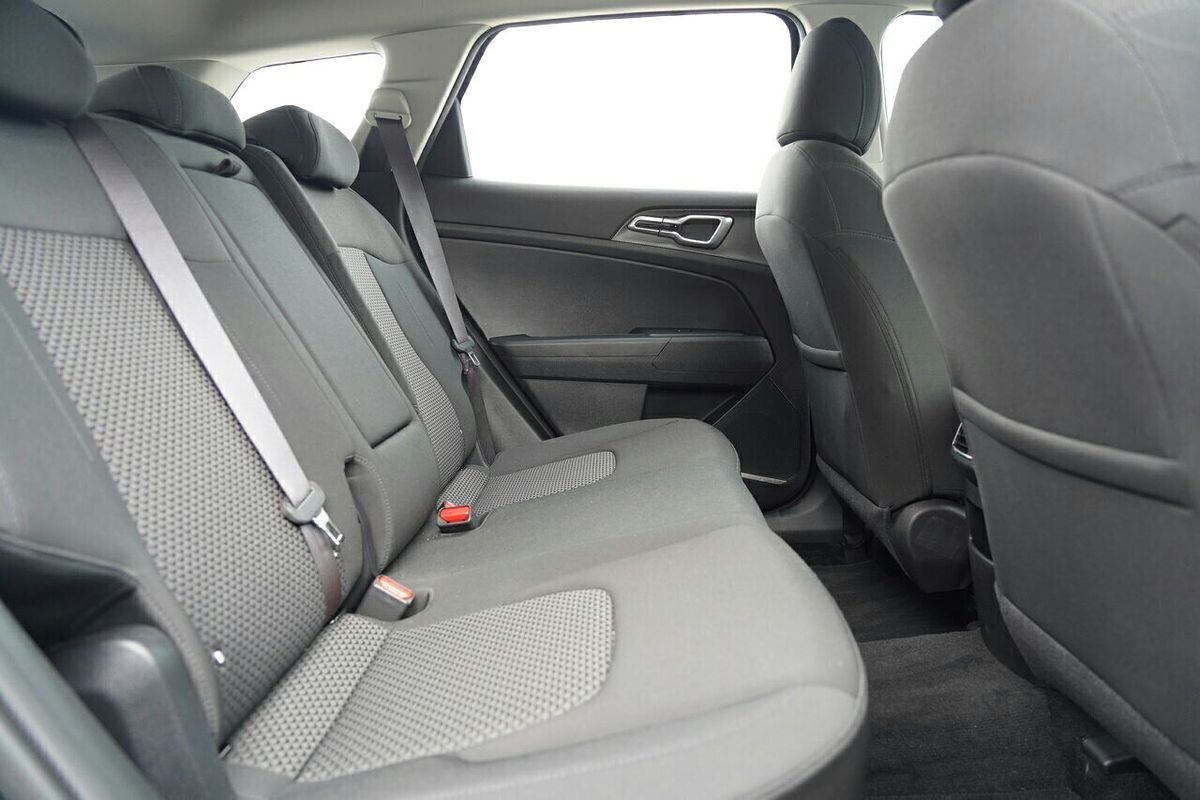 2024 Kia Sportage S NQ5