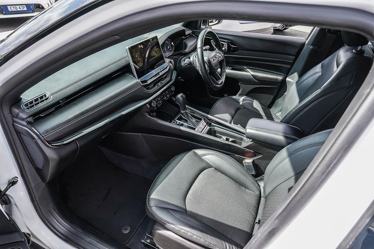 2022 Jeep Compass Night Eagle M6