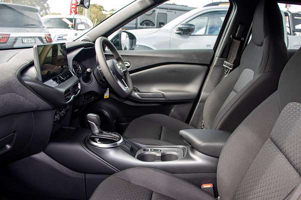 2024 Nissan JUKE ST F16