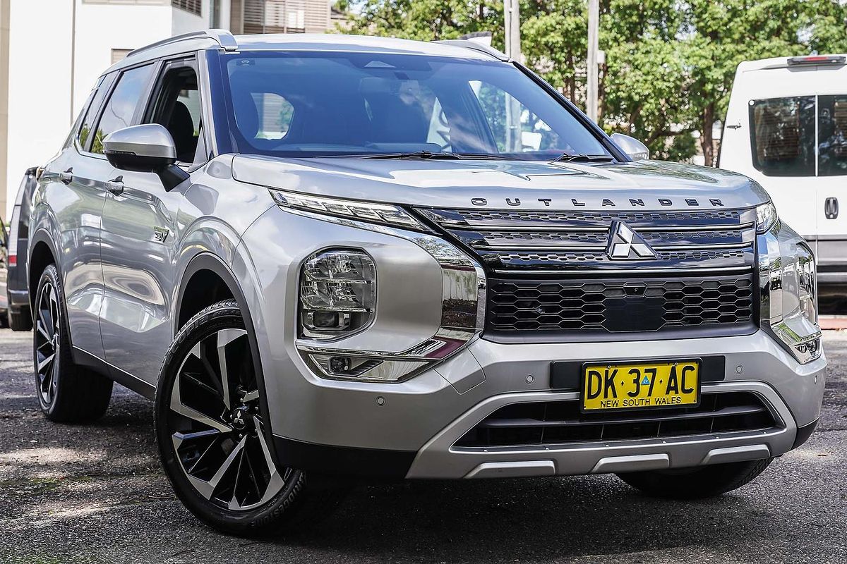2024 Mitsubishi Outlander PHEV Aspire ZM