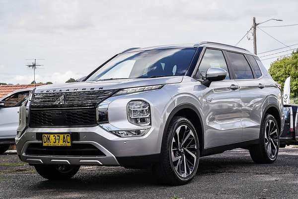 2024 Mitsubishi Outlander PHEV Aspire ZM