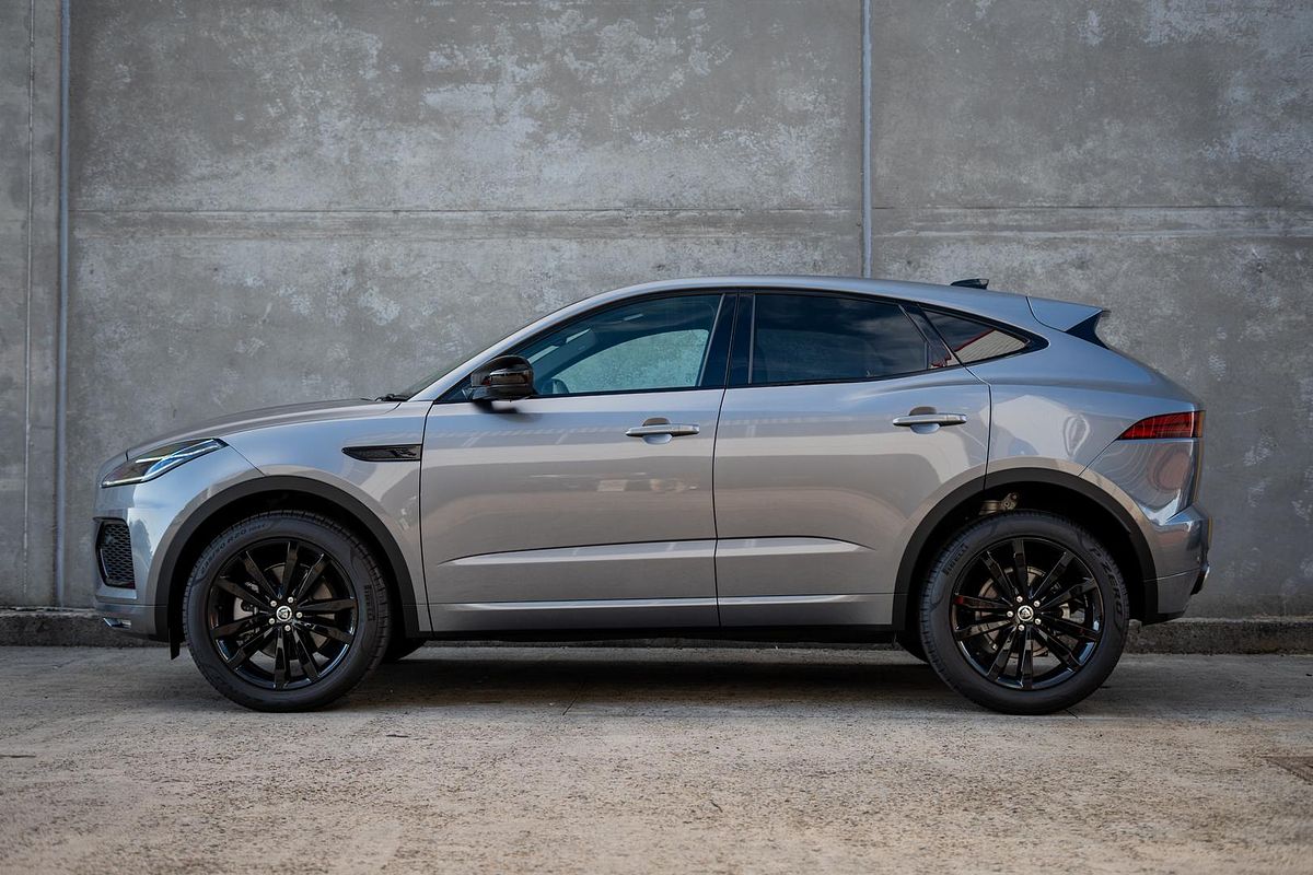 2024 Jaguar E-PACE P250 R-Dynamic SE X540